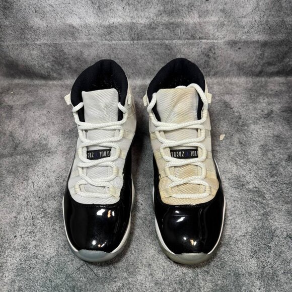 Size 11 | Jordan 11 Concord No Box | Pre-Owned main image 5